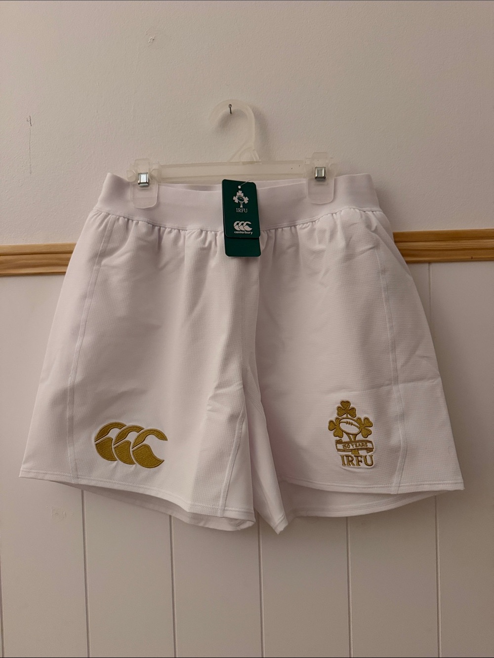 CanterburyWhite Rugby Shorts with Gold IRFU Crest 150th Anniversary
